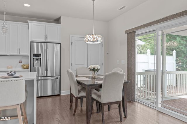 121 Willow View Lane, Apex, NC 27539