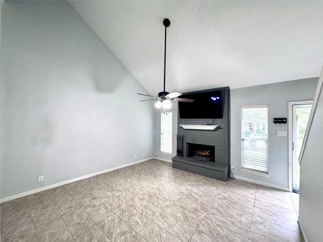 2809 La Mesa Street, Bay City, TX 77414