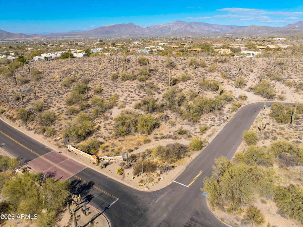 38201 N RISING SUN Road 1, Carefree, AZ 85377 — photo 4