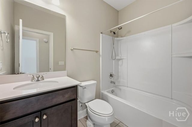 230 Lake Lily Drive, Richmond Hill, GA 31324