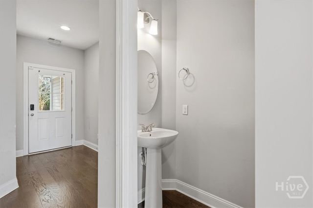 230 Lake Lily Drive, Richmond Hill, GA 31324