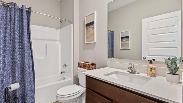7765 W 107th Place, Crown Point, IN 46307