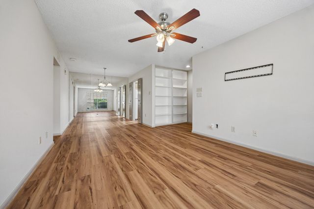 1311 Antoine Drive 153, Houston, TX 77055