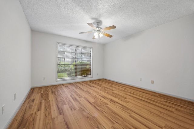1311 Antoine Drive 153, Houston, TX 77055