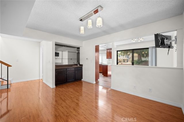 7100 Balboa 803, Van Nuys, CA 91406