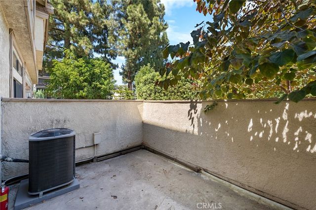 7100 Balboa 803, Van Nuys, CA 91406