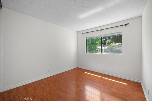 7100 Balboa 803, Van Nuys, CA 91406