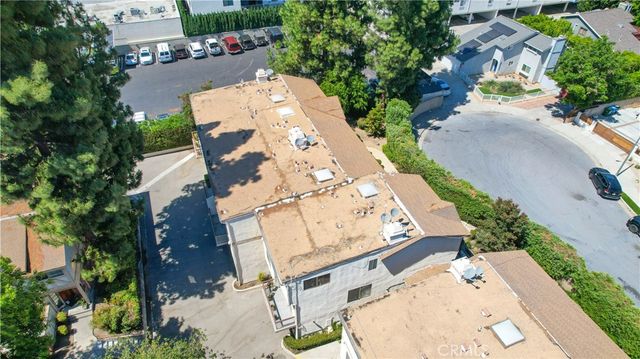 7100 Balboa 803, Van Nuys, CA 91406