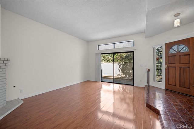 7100 Balboa 803, Van Nuys, CA 91406