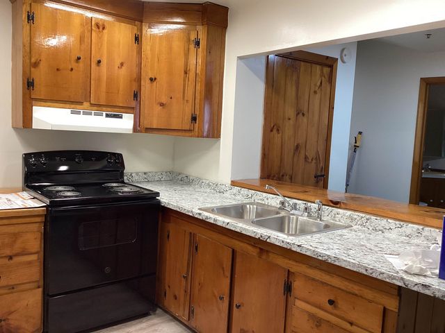 246 Broad Street, Claremont, NH 03743