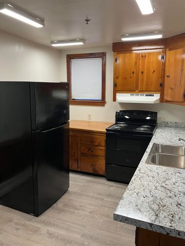 246 Broad Street, Claremont, NH 03743