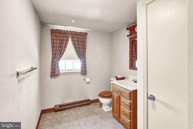 115 SUNSET LN, Boyertown, PA 19512