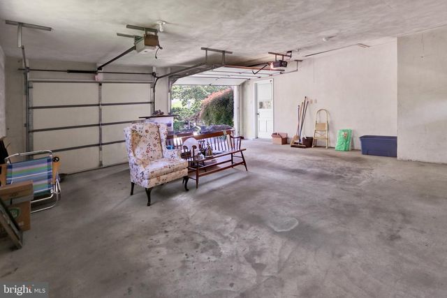 115 SUNSET LN, Boyertown, PA 19512