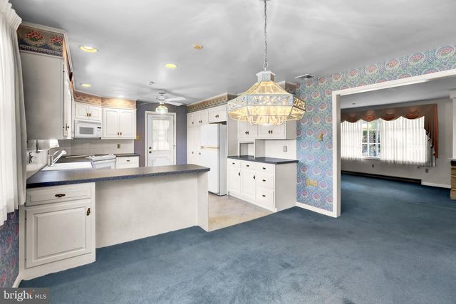 115 SUNSET LN, Boyertown, PA 19512