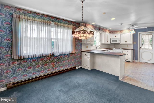 115 SUNSET LN, Boyertown, PA 19512