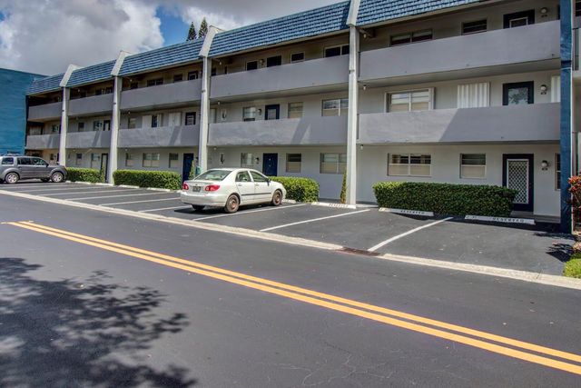 7797 Golf Circle Drive 103, Margate, FL 33063