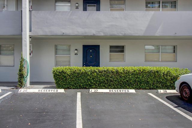 7797 Golf Circle Drive 103, Margate, FL 33063