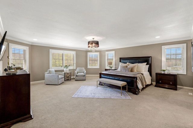 W294N6391 Wallschlager WAY, Hartland, WI 53029