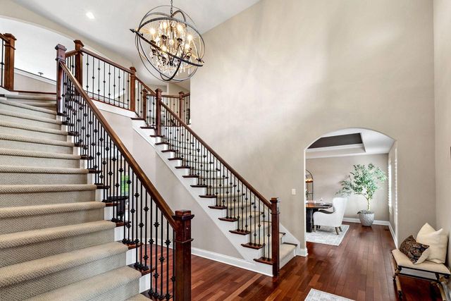 W294N6391 Wallschlager WAY, Hartland, WI 53029