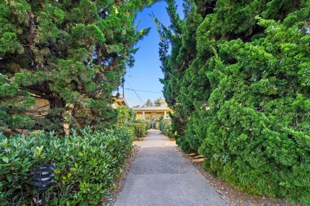 136 Hacienda Carmel, Carmel Valley, CA 93923