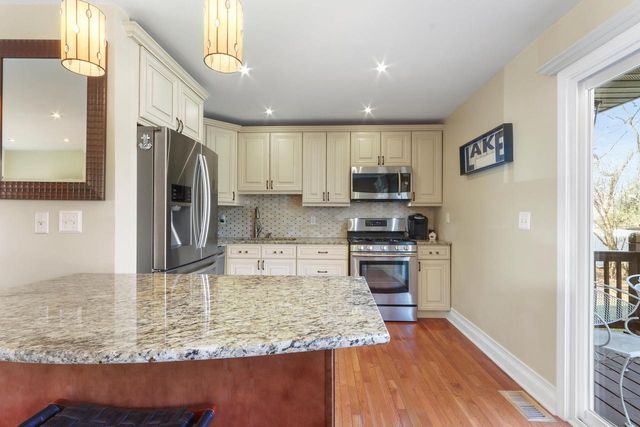 501 Sue Ann DRIVE, Lake Geneva, WI 53147