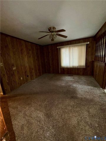 21220 Sparta Dr, Chesterfield, VA 23803