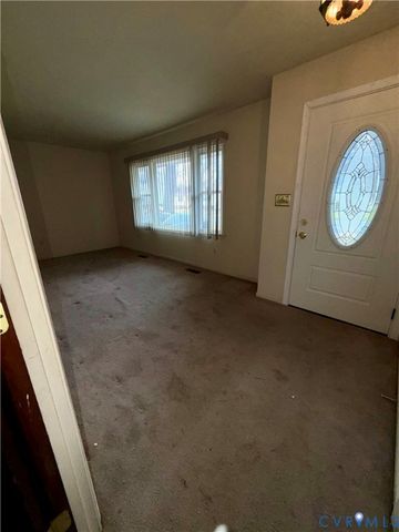 21220 Sparta Dr, Chesterfield, VA 23803