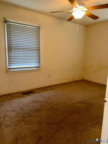 21220 Sparta Dr, Chesterfield, VA 23803