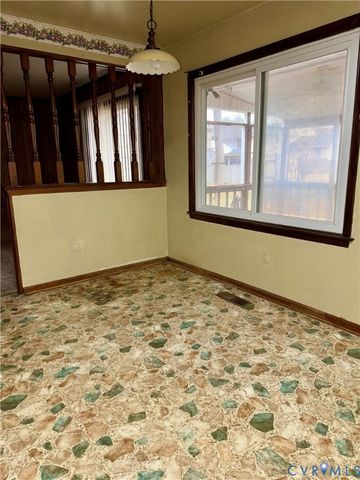 21220 Sparta Dr, Chesterfield, VA 23803