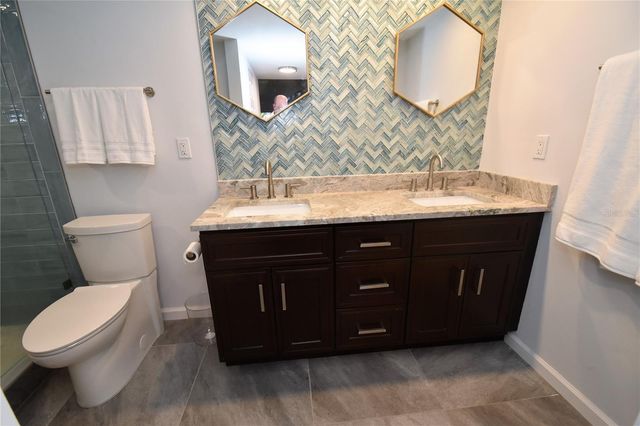 1508 PELICAN COVE ROAD GR233, Sarasota, FL 34231