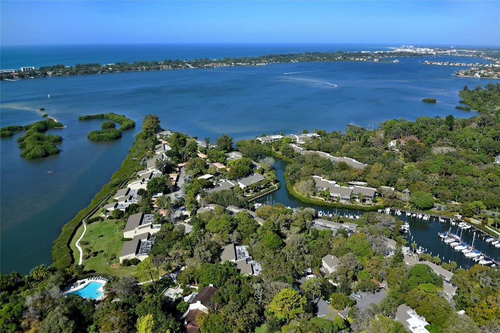 1508 PELICAN COVE ROAD GR233, Sarasota, FL 34231