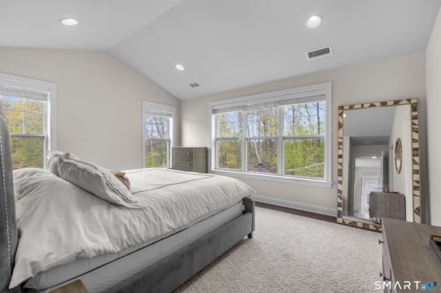 16 Hunting Ridge Lane, Bethel, CT 06801