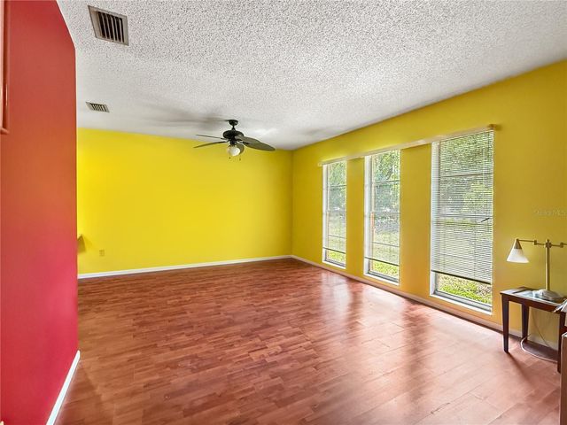 6904 WILLIAMS ROAD, Seffner, FL 33584