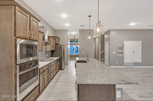 15165 Conviction Avenue, El Paso, TX 79938