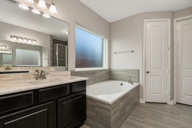 32019 Casa Linda Drive, Hockley, TX 77447
