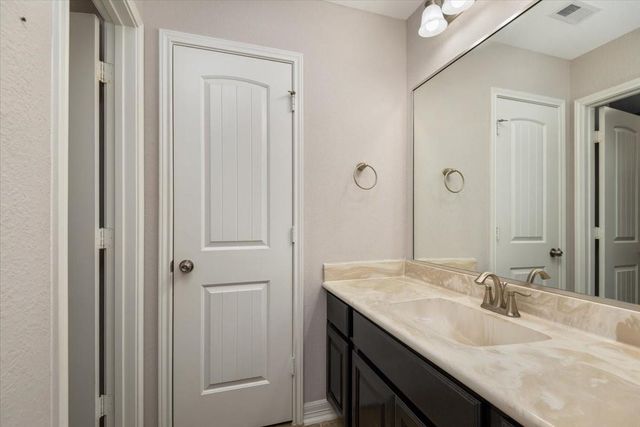 32019 Casa Linda Drive, Hockley, TX 77447