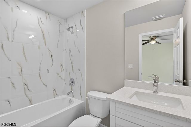 2905 38th ST W, Lehigh Acres, FL 33971