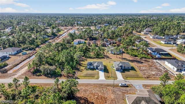 2905 38th ST W, Lehigh Acres, FL 33971