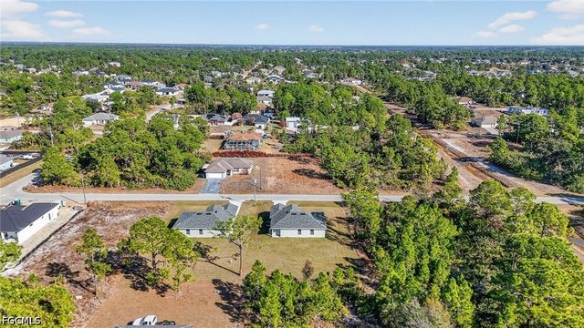 2905 38th ST W, Lehigh Acres, FL 33971