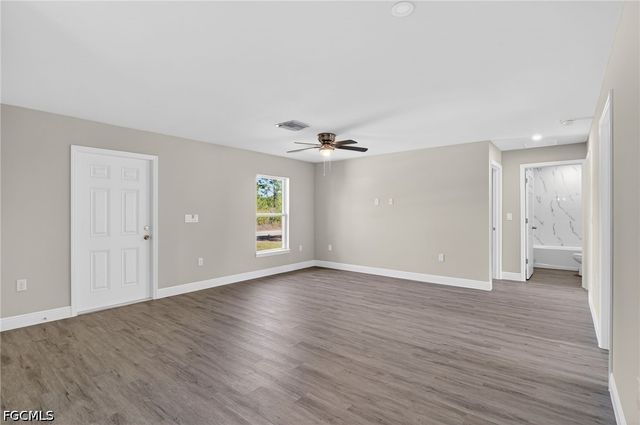 2905 38th ST W, Lehigh Acres, FL 33971