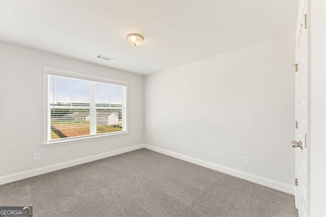 7376 ROCKLIN Lane, Flowery Branch, GA 30542