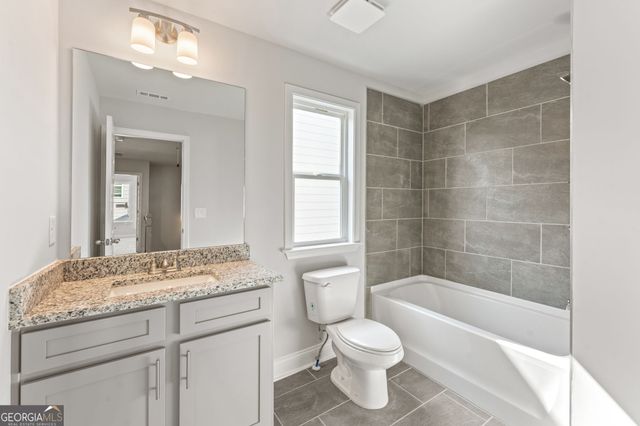 7376 ROCKLIN Lane, Flowery Branch, GA 30542