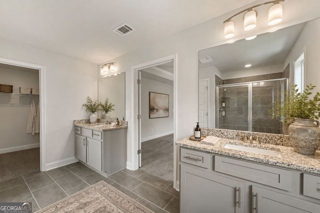 7376 ROCKLIN Lane, Flowery Branch, GA 30542