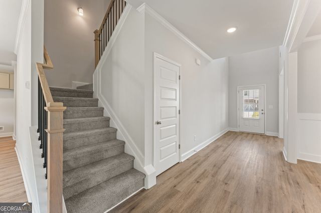 7376 ROCKLIN Lane, Flowery Branch, GA 30542
