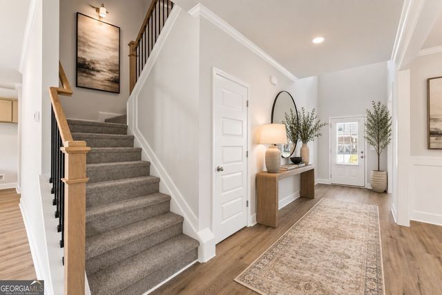 7376 ROCKLIN Lane, Flowery Branch, GA 30542