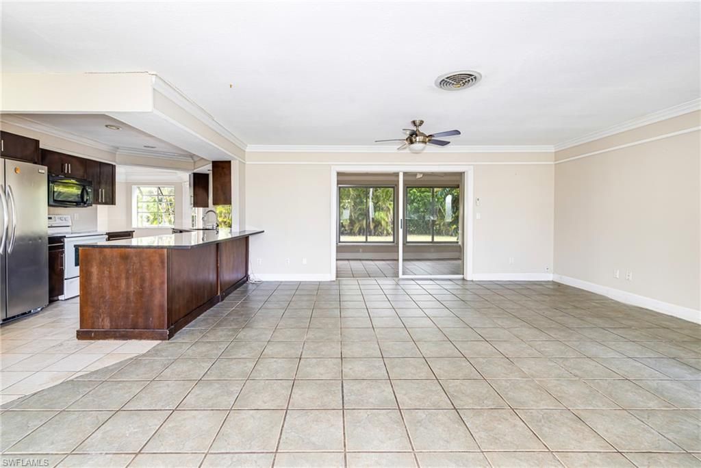 Image 13 of property listing at 1505 36th ST, Cape Coral, FL 33904