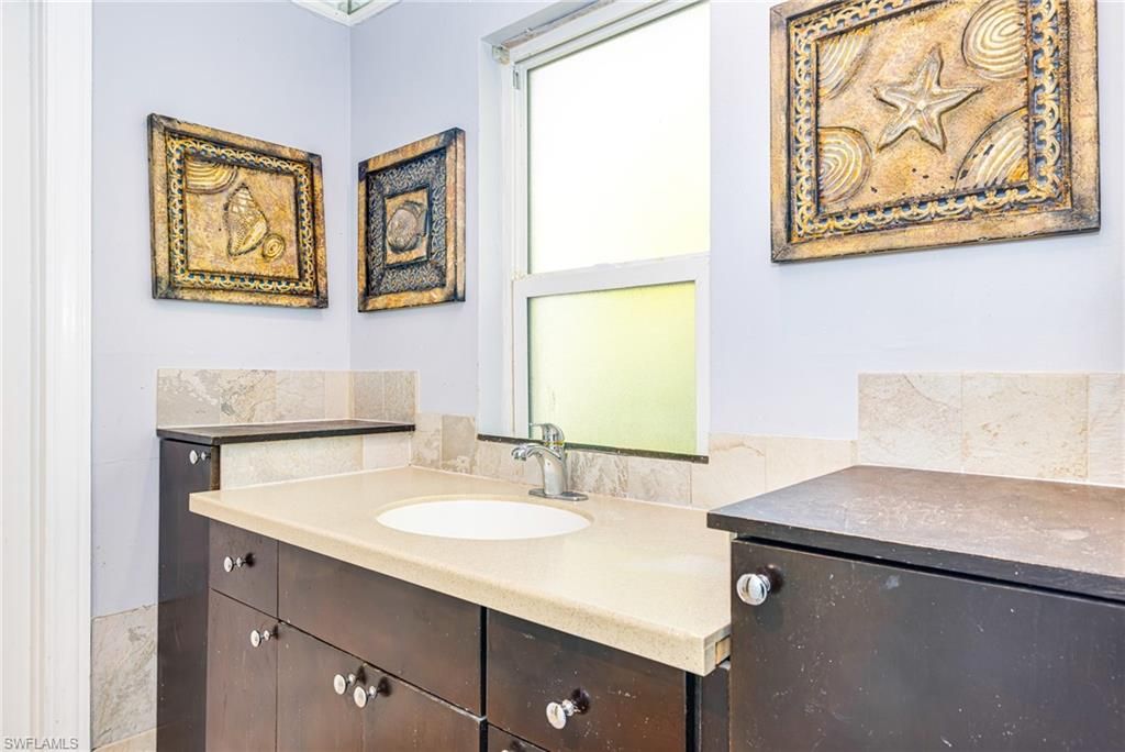 Image 20 of property listing at 1505 36th ST, Cape Coral, FL 33904