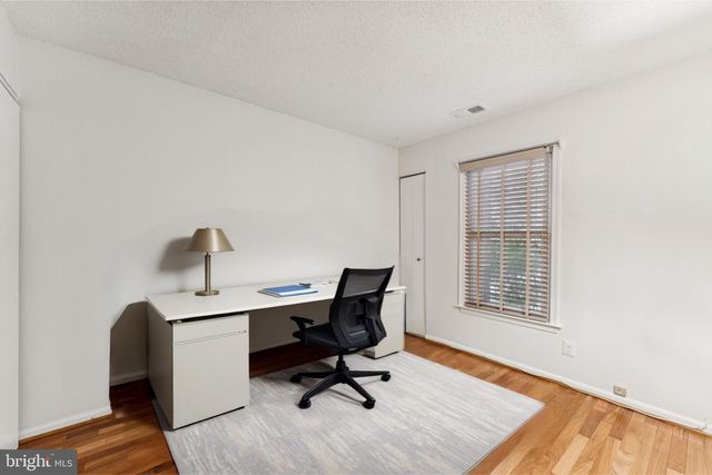 3152-B COVEWOOD CT, Falls Church, VA 22042