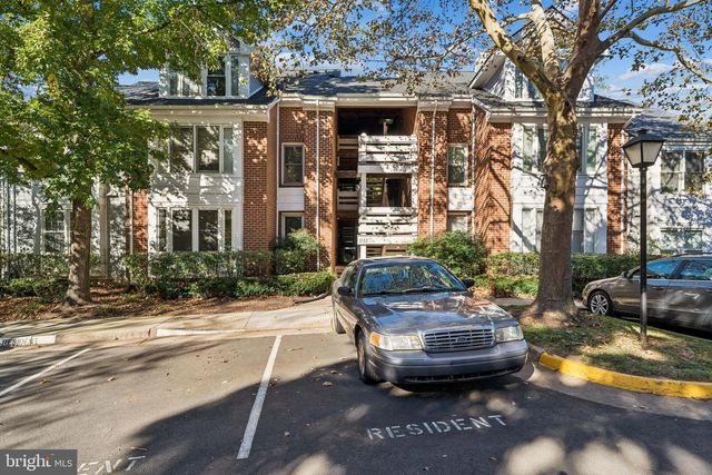 3152-B COVEWOOD CT, Falls Church, VA 22042