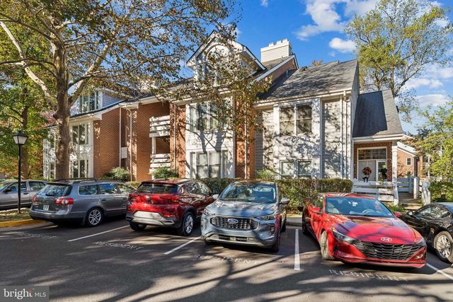 3152-B COVEWOOD CT, Falls Church, VA 22042